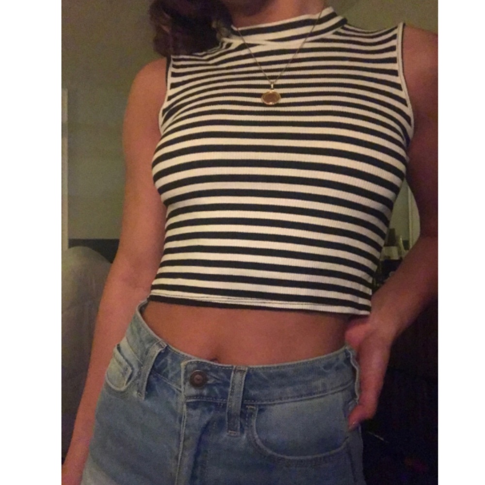 stripped turtle neck cropped halter top, size S
